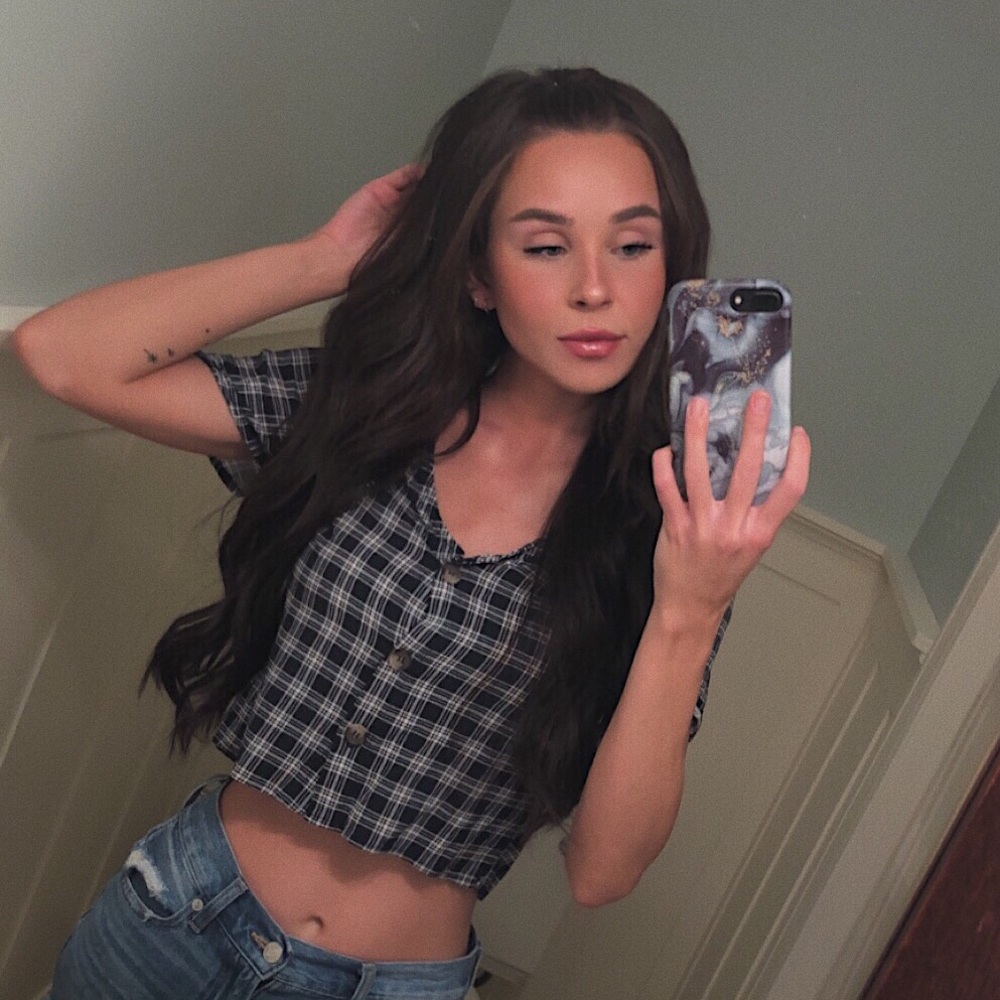 Meet your Posher, Megan